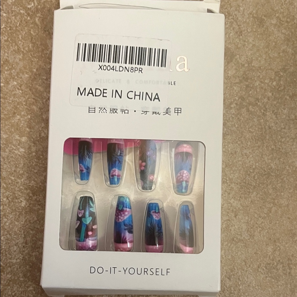 Blue and Pink Nail Art Set